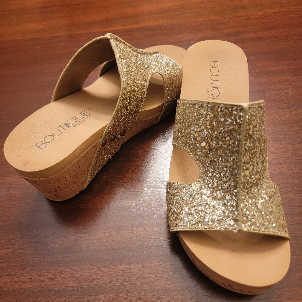 Corky's Gold Glitter Sandles